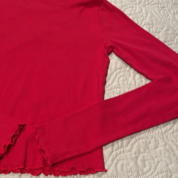 Hollister Long Sleeve Shirt - Picture 8 of 9